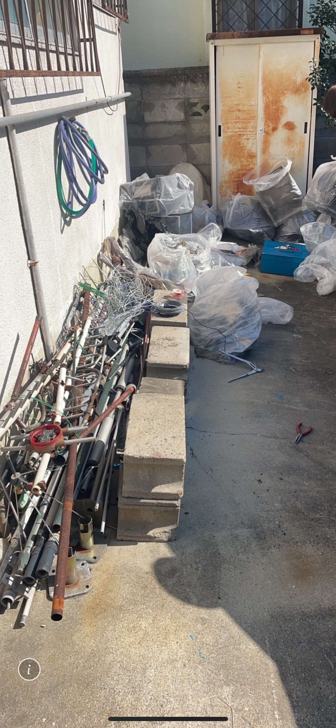駐車場の不用品引取り
